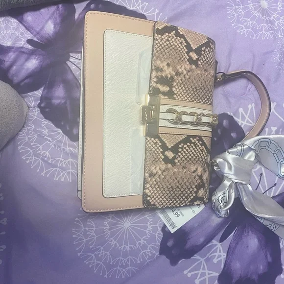 Crossbody strap purse - Picture 2 of 5